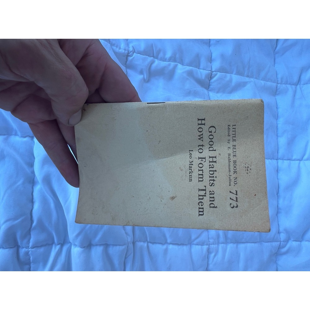 Vintage Little Blue Book 773 Good Habits How to Form Them Leo Markun Tan Pocket